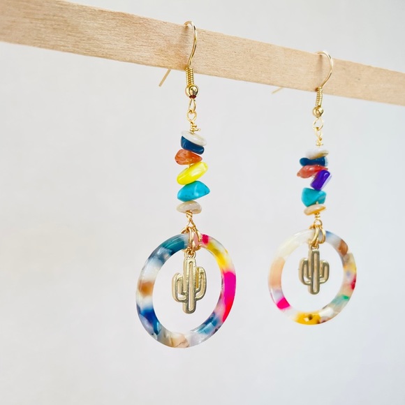 Colorful cactus dangle earrings - Picture 2 of 4